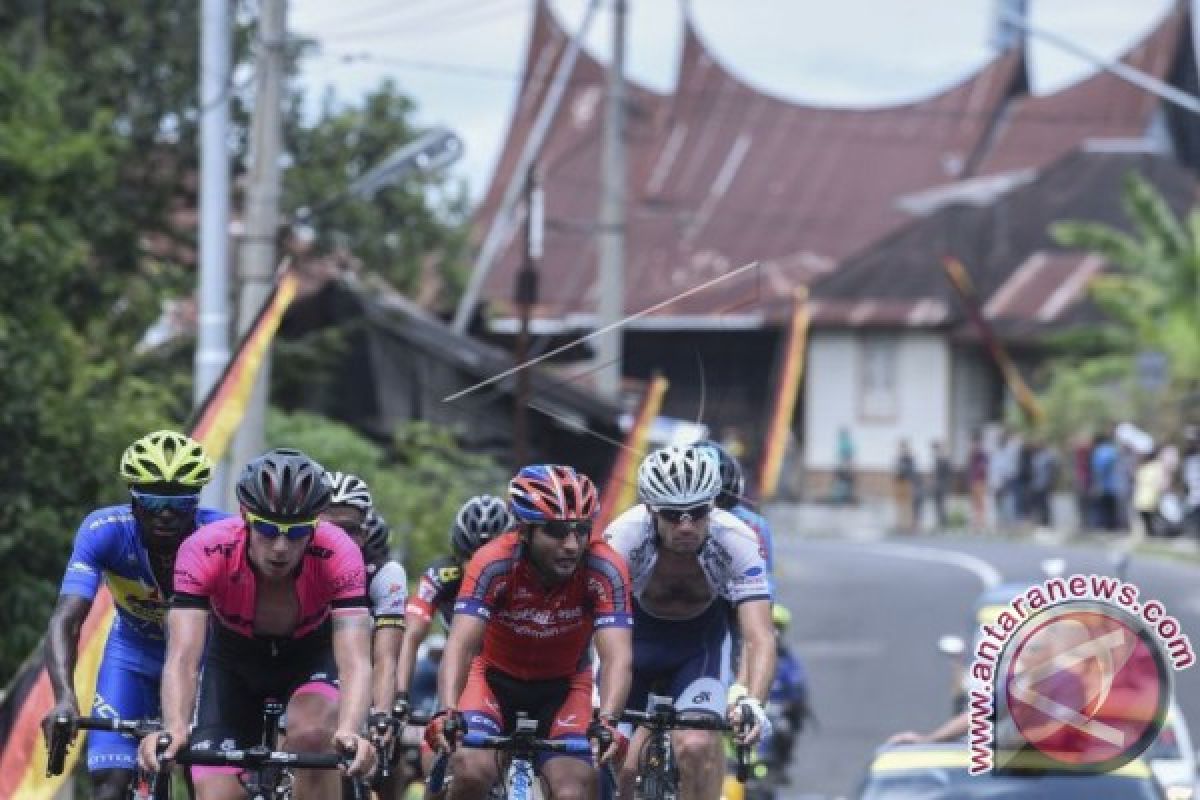 Tour De Singkarak`s Organizing Committee Offers Prizes Worth Rp2.3 Billion