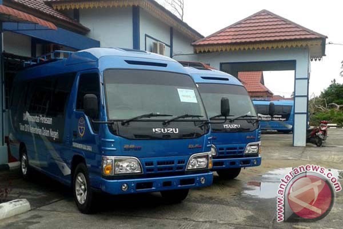 Lima Minibus Lingga untuk Konektivitas Pesisir