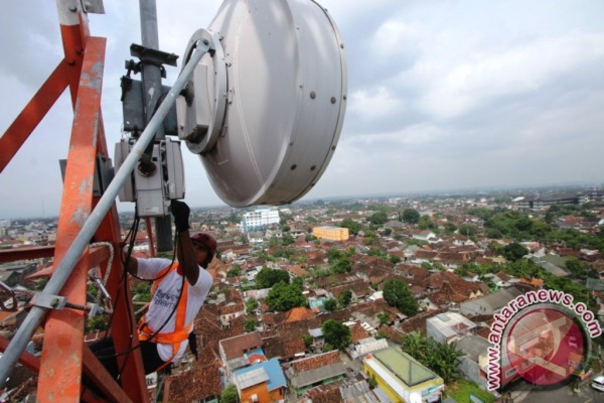 XL Terus Bangun Jaringan Fiber Optik