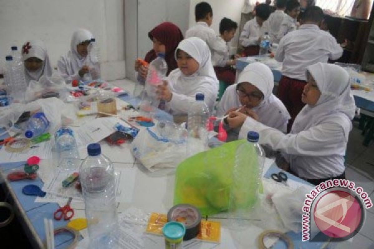 Disdik Minta Full Day School Dikaji Ulang