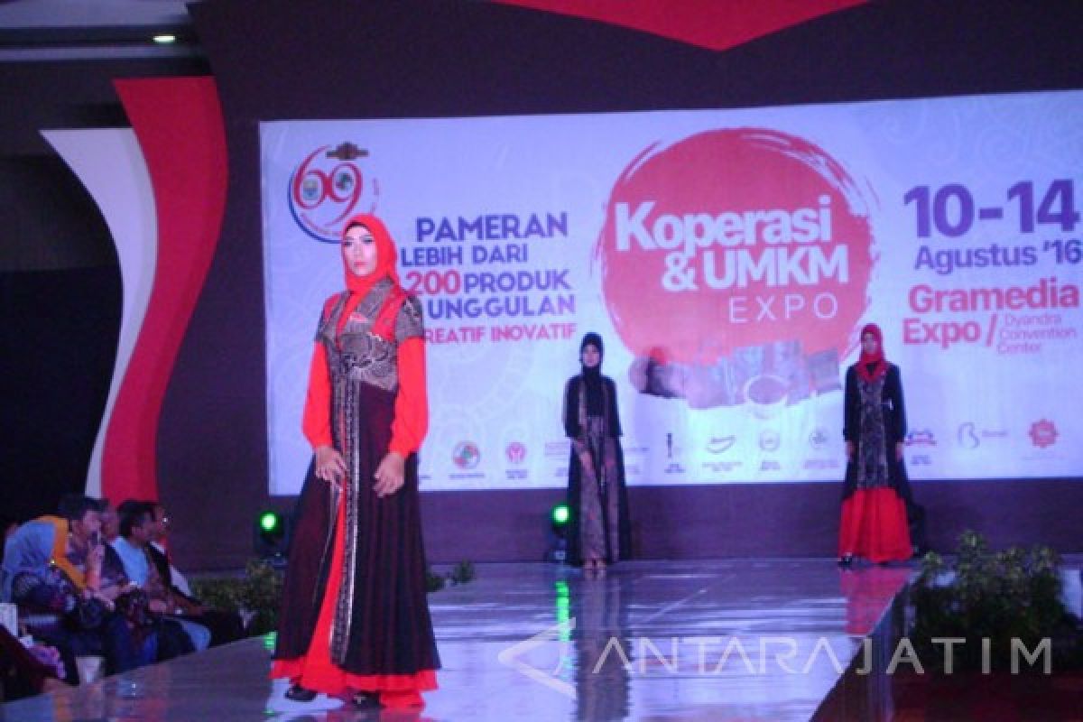 Kenalkan Batik Nusantara Melelui Fashion Indonesia Culture 