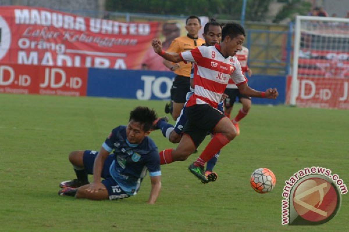 Madura United tekuk Persela 2-1