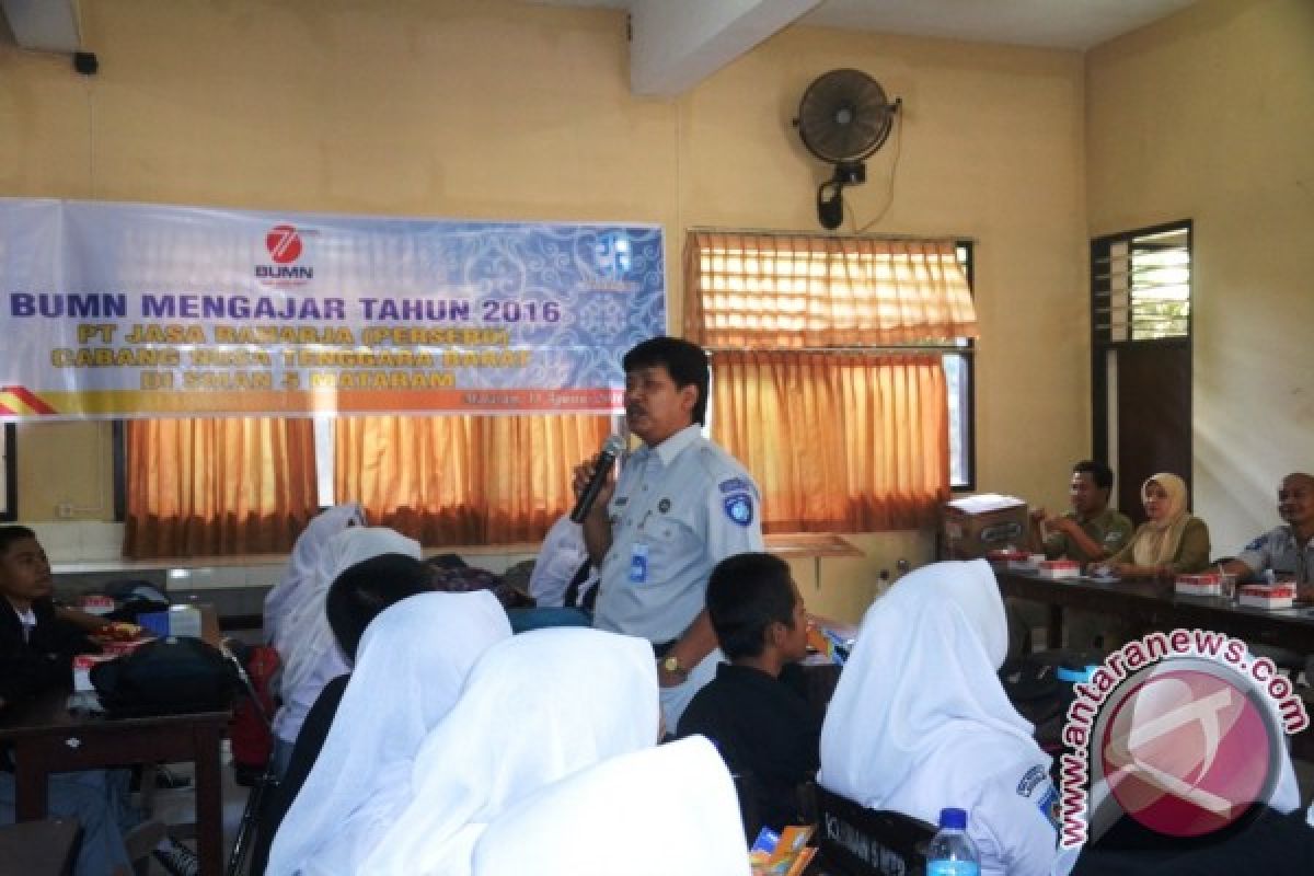 Jasa Raharja NTB Edukasi Pelajar di Mataram 