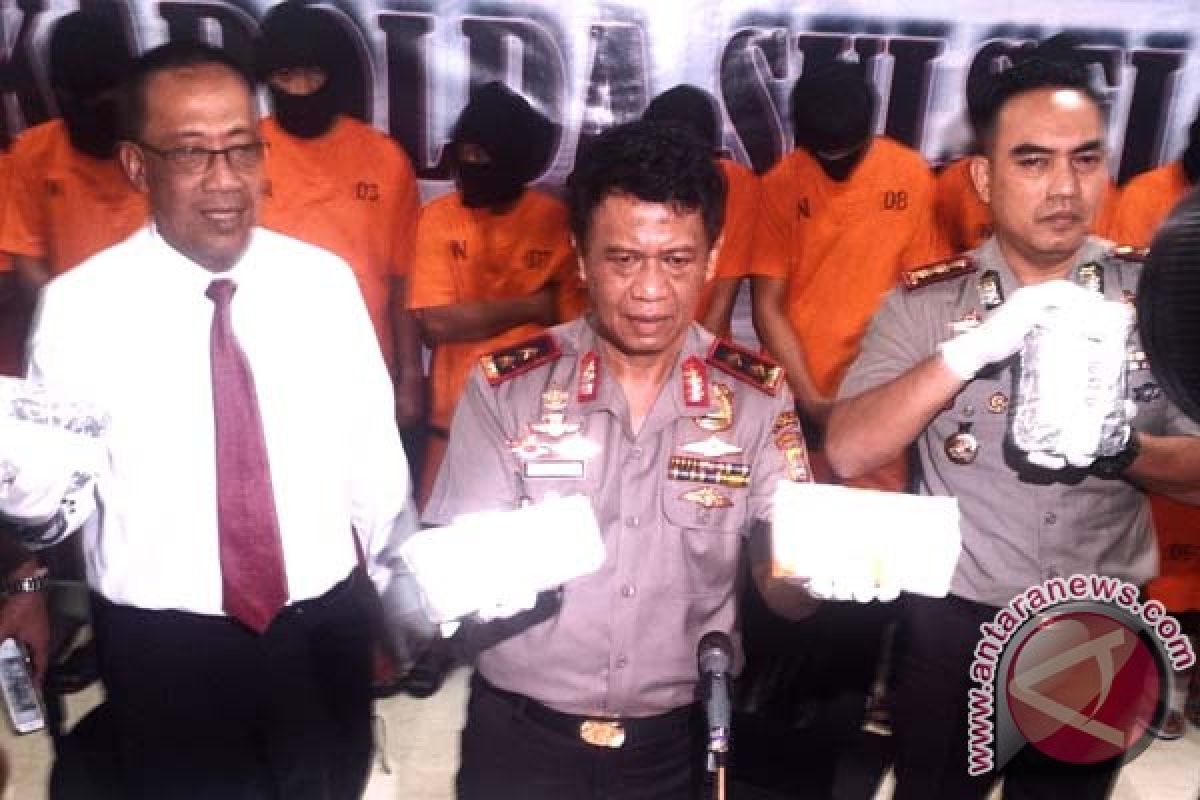 Polda Sulsel rilis pengungkapan 10 kilogram sabu