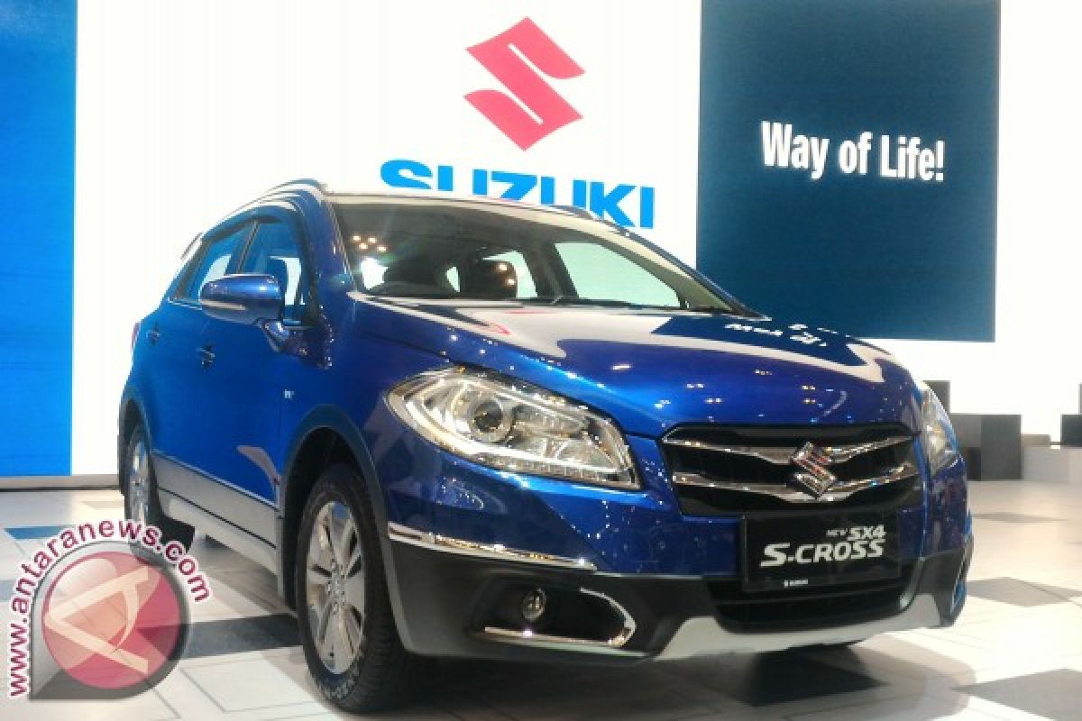 Suzuki SX4 S-Cross ditarget laku 500 unit per bulan