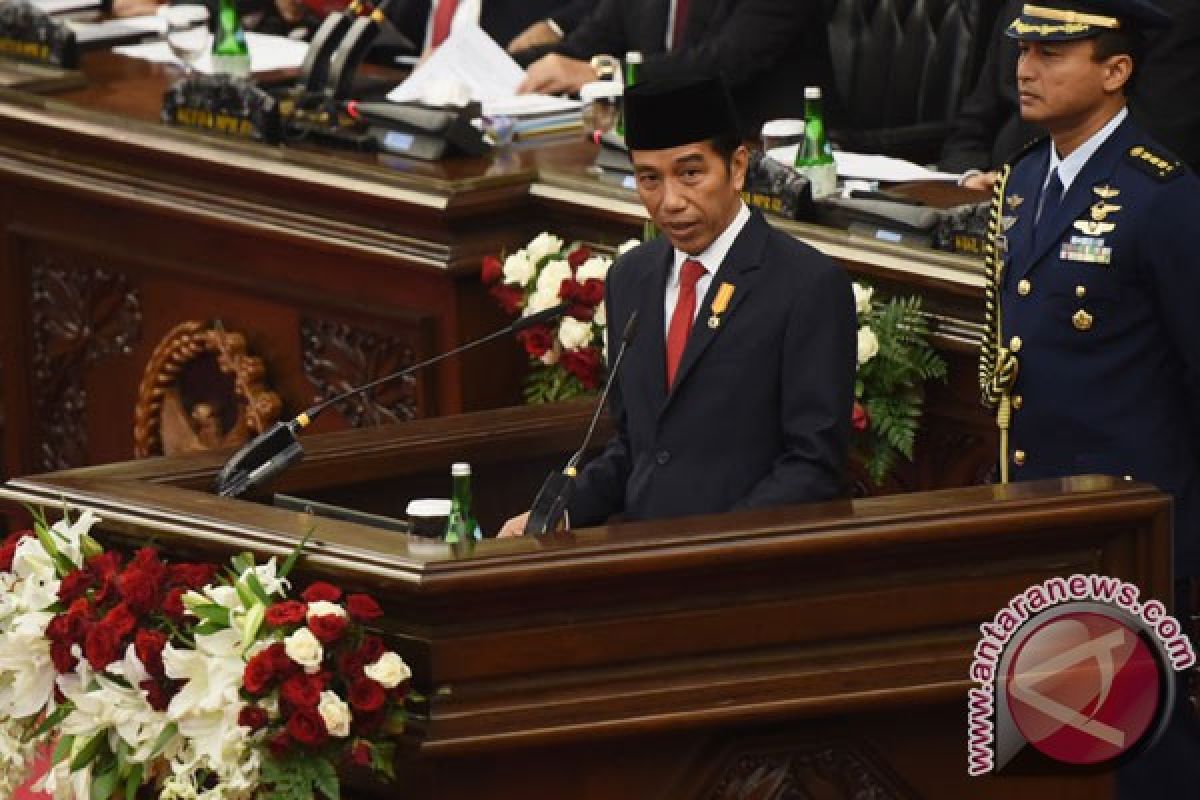Anak muda komentari positif kerja empat tahun Jokowi