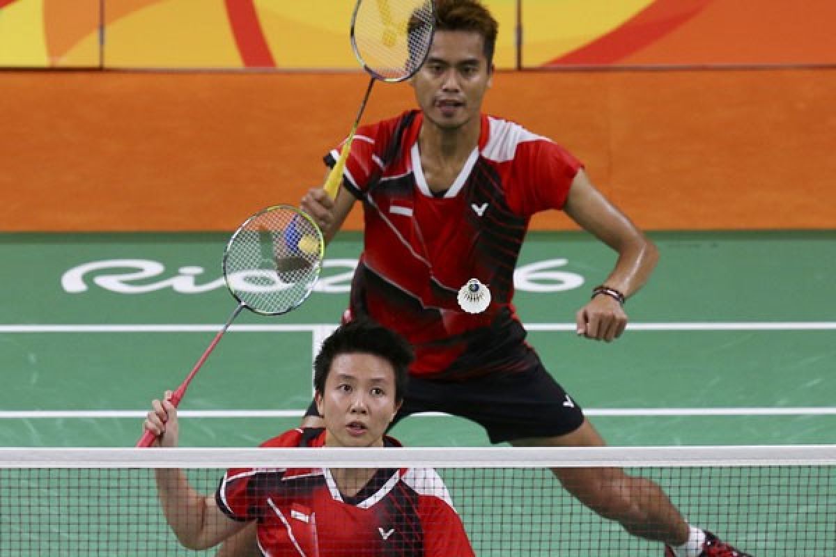 Two Indonesian pairs in mixed double finals in Hong Kong