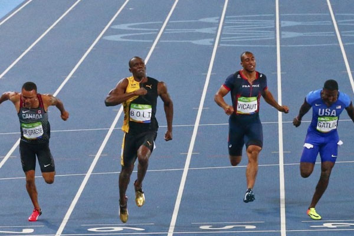 Melesat dengan 9,69 detik, De Grasse mengancam dominasi Usain Bolt