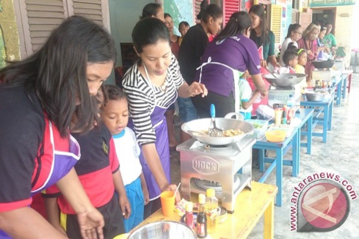 TK Marthen Luther Kampkey gelar lomba masak nasi goreng 