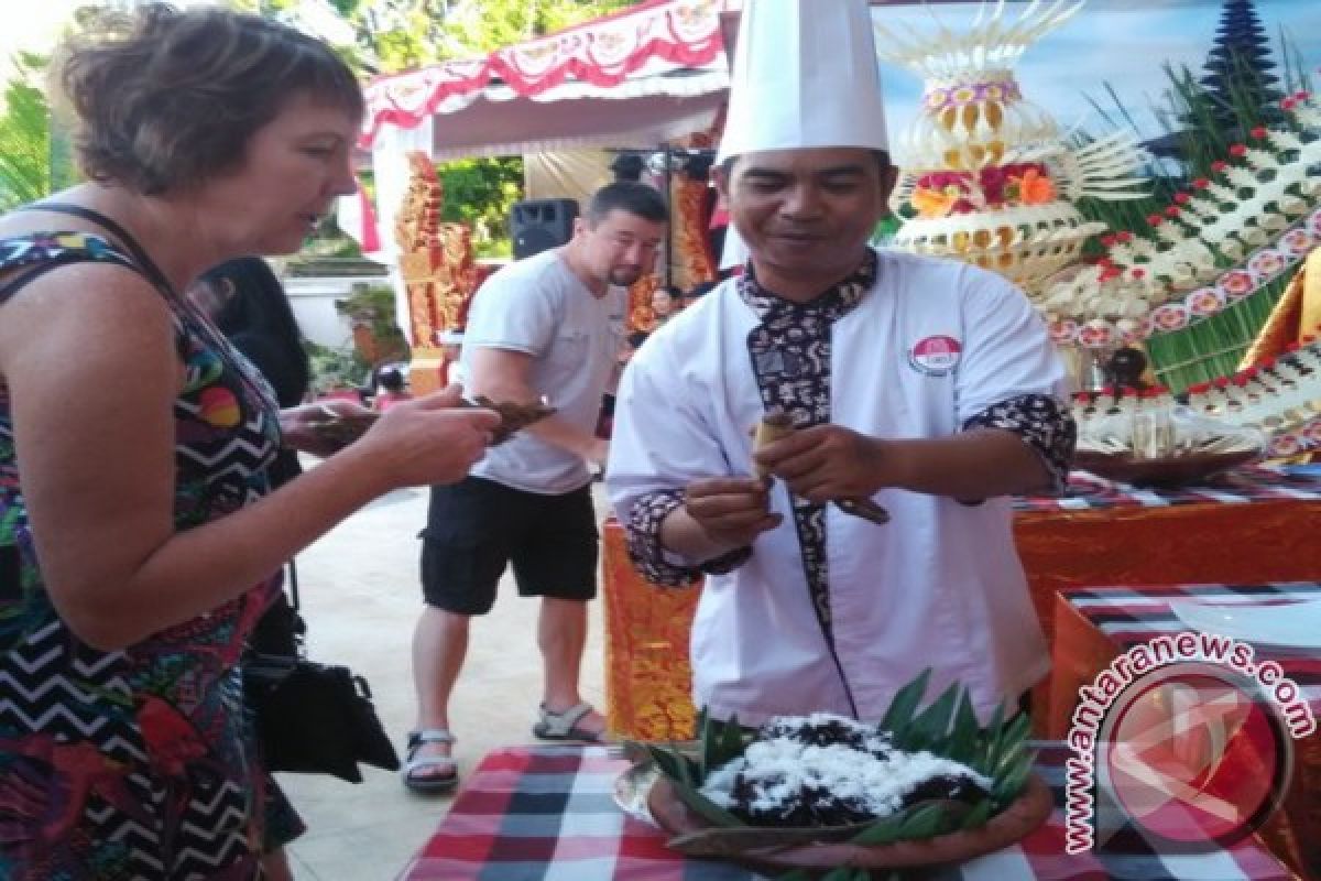 Grand Istana Rama Hotel Gelar Parade Kuliner Pecahkan Rekor MURI