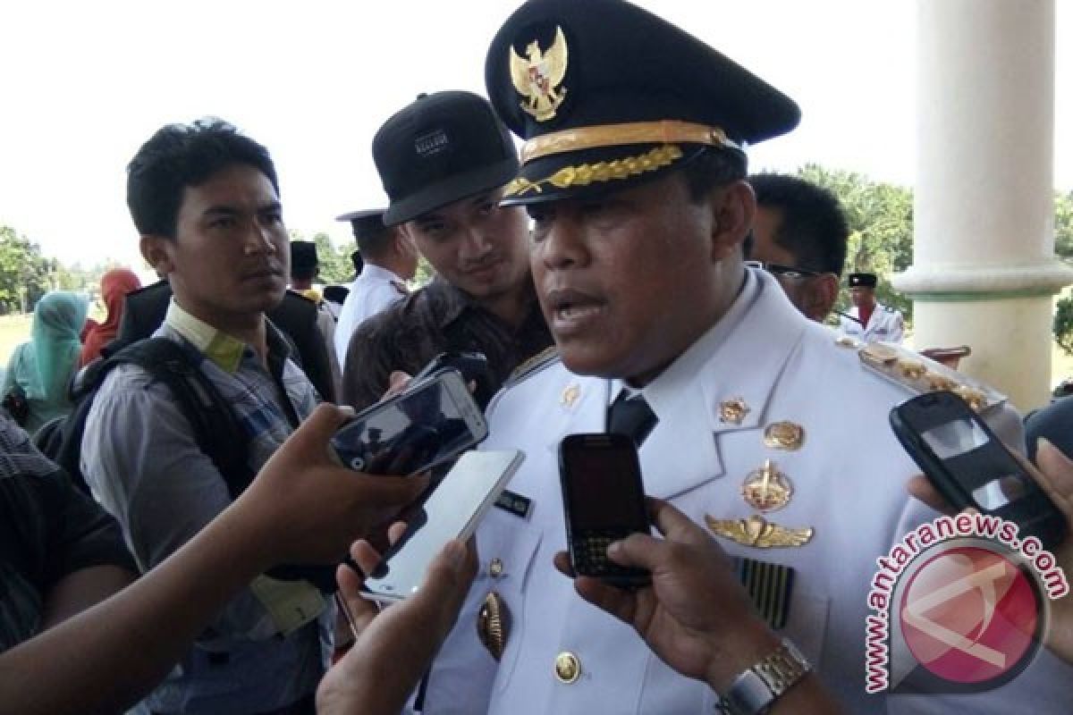 Bupati Mukomuko: Prioritaskan putra daerah diterima CPNS