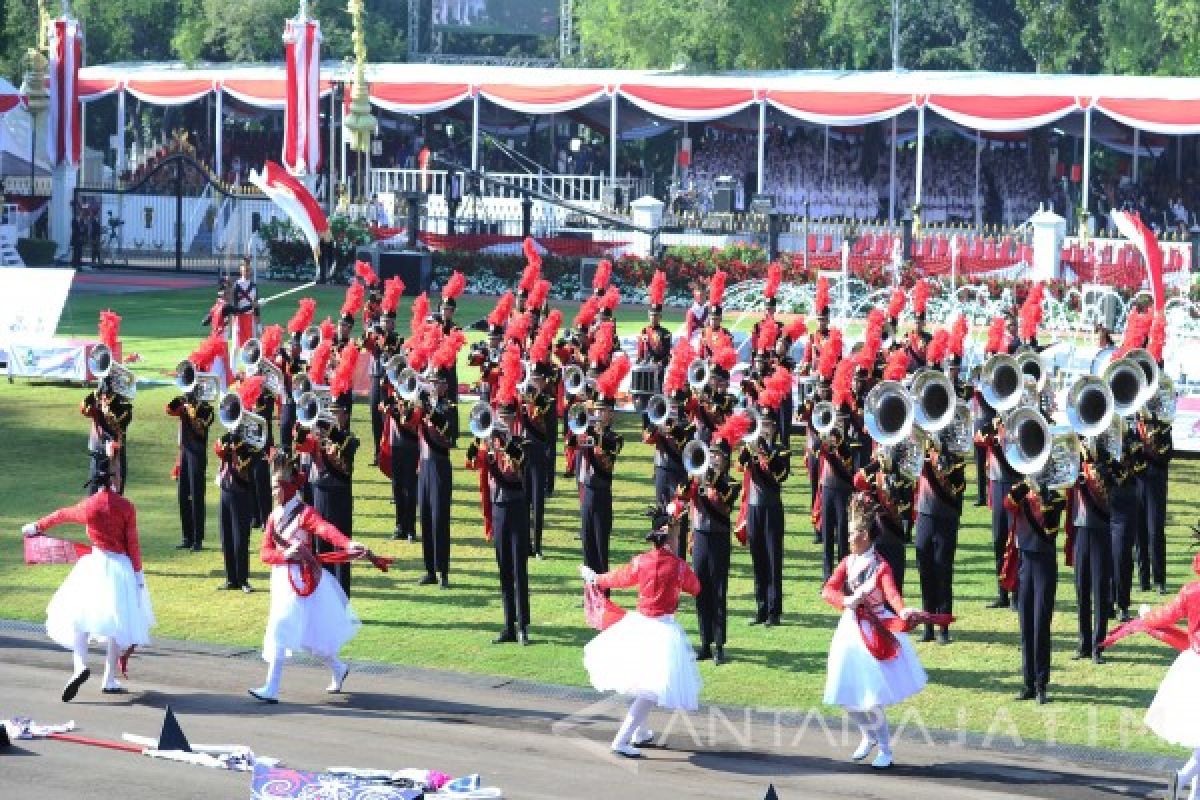 Marching Band Semen Indonesia Tampil di Istana Negara 