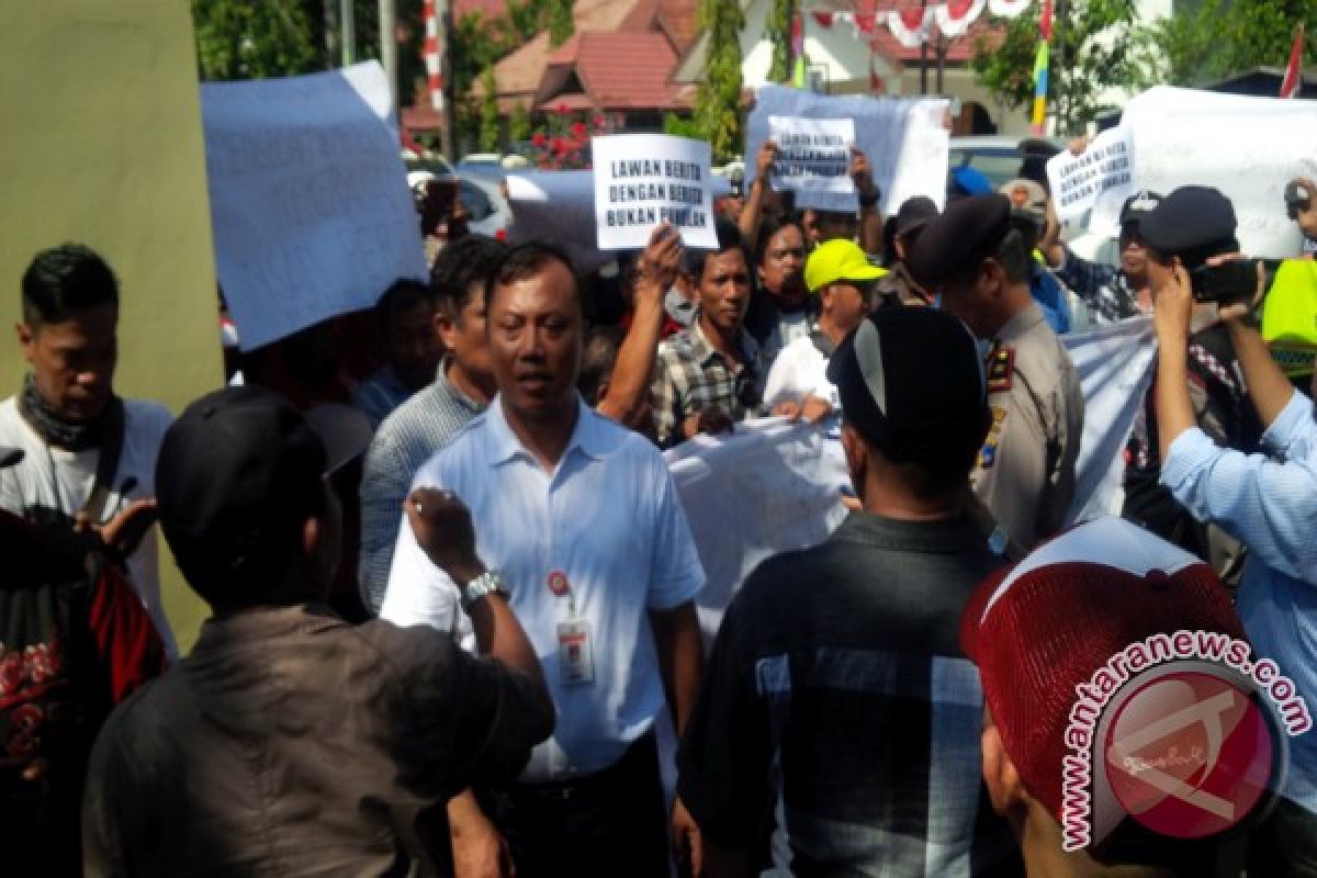 Jurnalis Desak Usut Tuntas Kasus Pemukulan Wartawan 