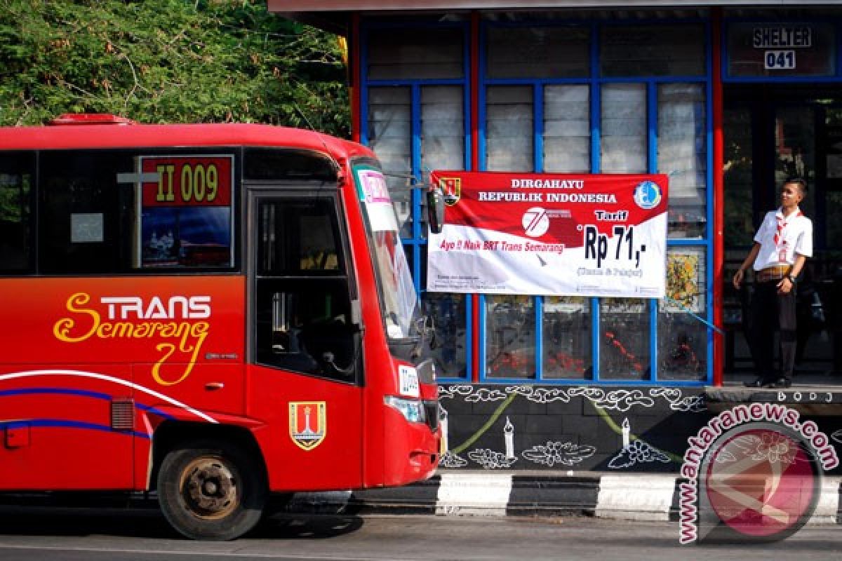Empat armada BRT Tangerang dioperasikan