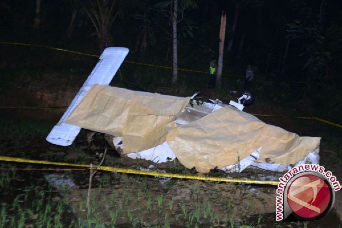 Pesawat Jatuh Di Tasikmalaya, Tim KNKT Lakukan Pemeriksaan