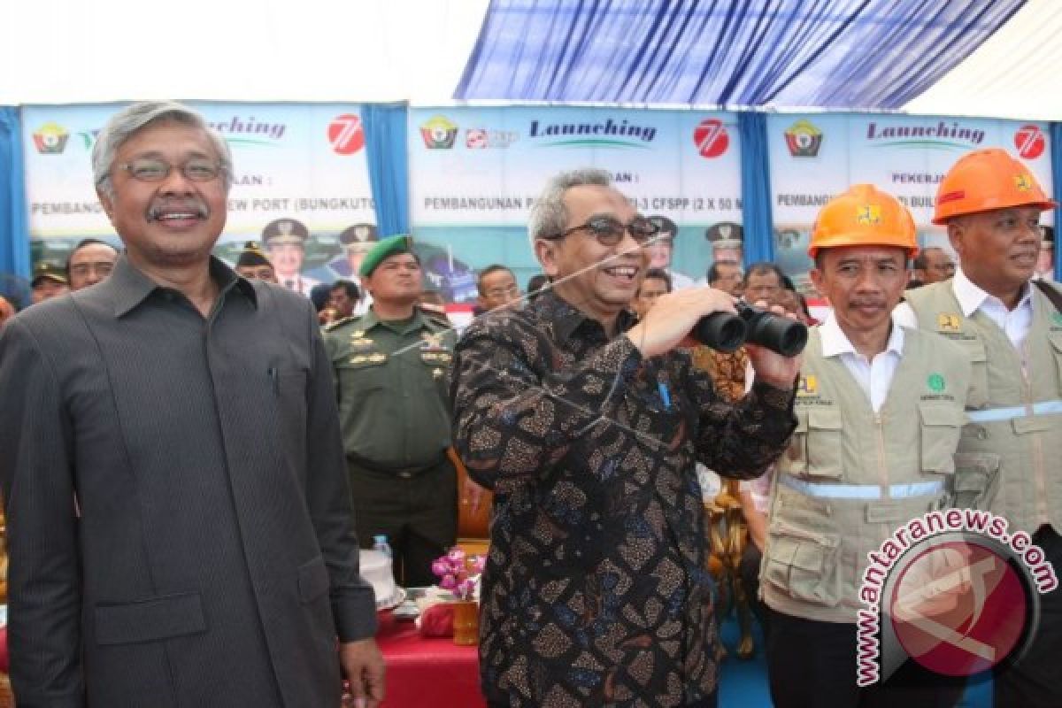 Sekjen Kemen-PUPR Resmikan Pembangunan Jembatan Teluk Kendari