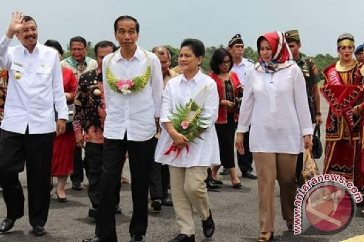 Kunker, Jokowi Nginap di Pulau Nias