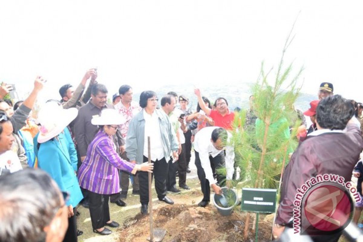 Menteri LHK Usulkan Sipinsur Jadi Taman Bunga Nusantara