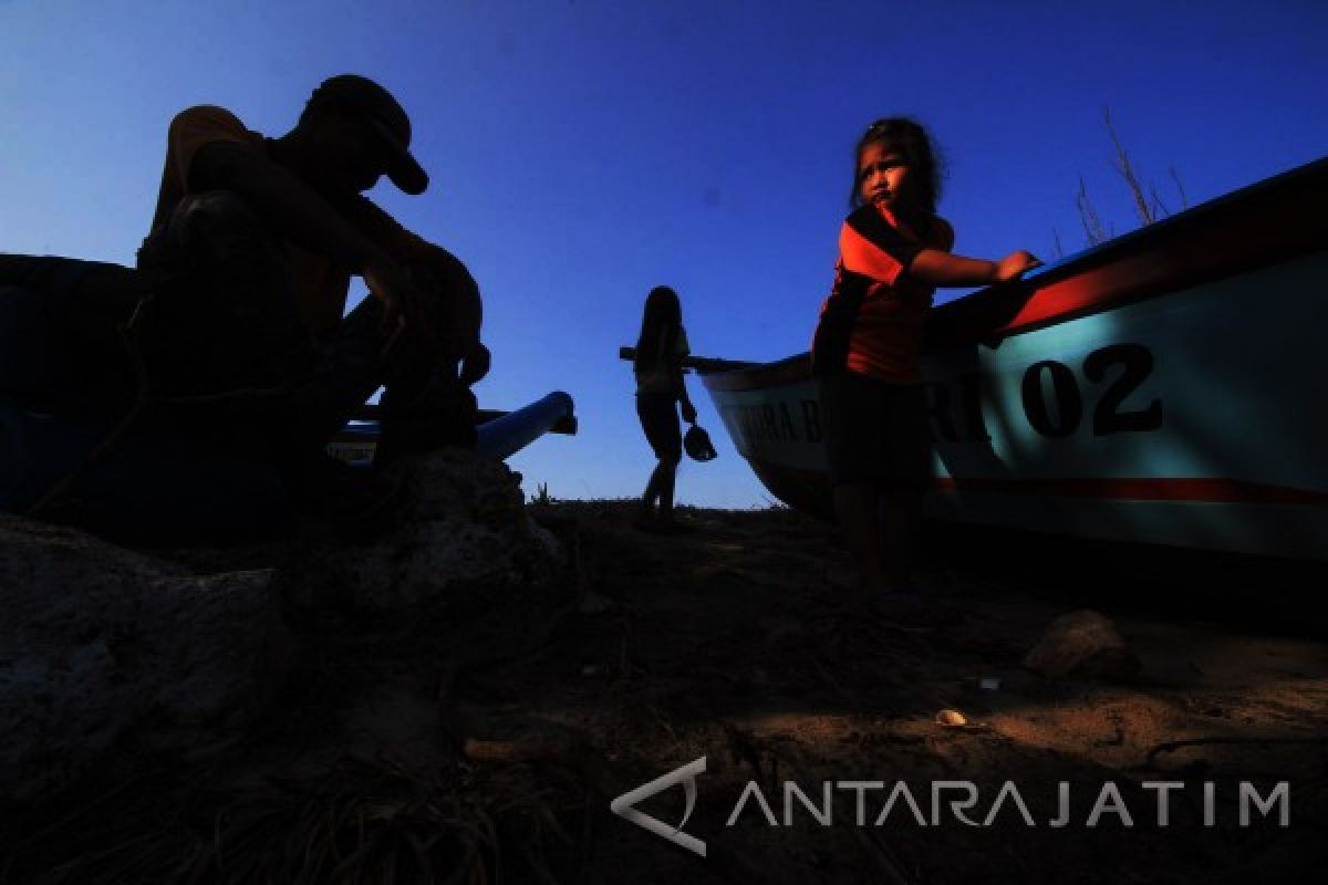 Nelayan Tulungagung Alami Paceklik Ikan Tangkapan