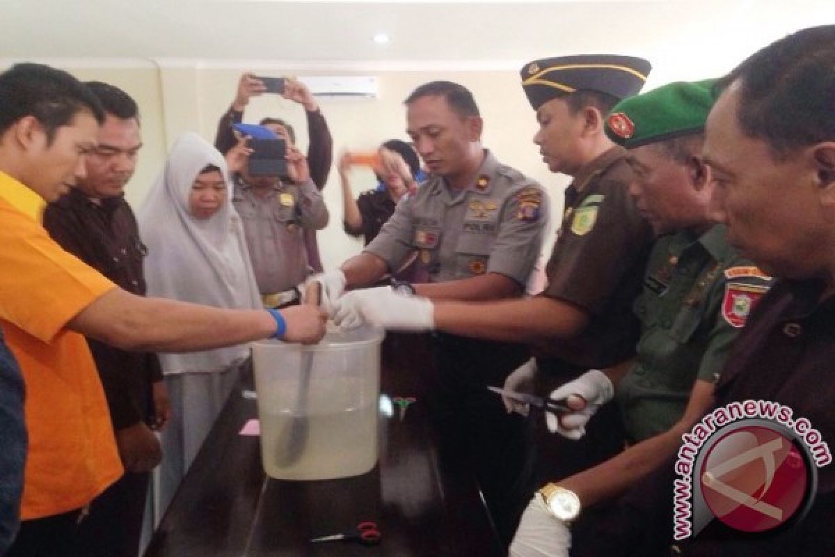 Polres Paser Musnahkan 12,6 Gram Sabu  