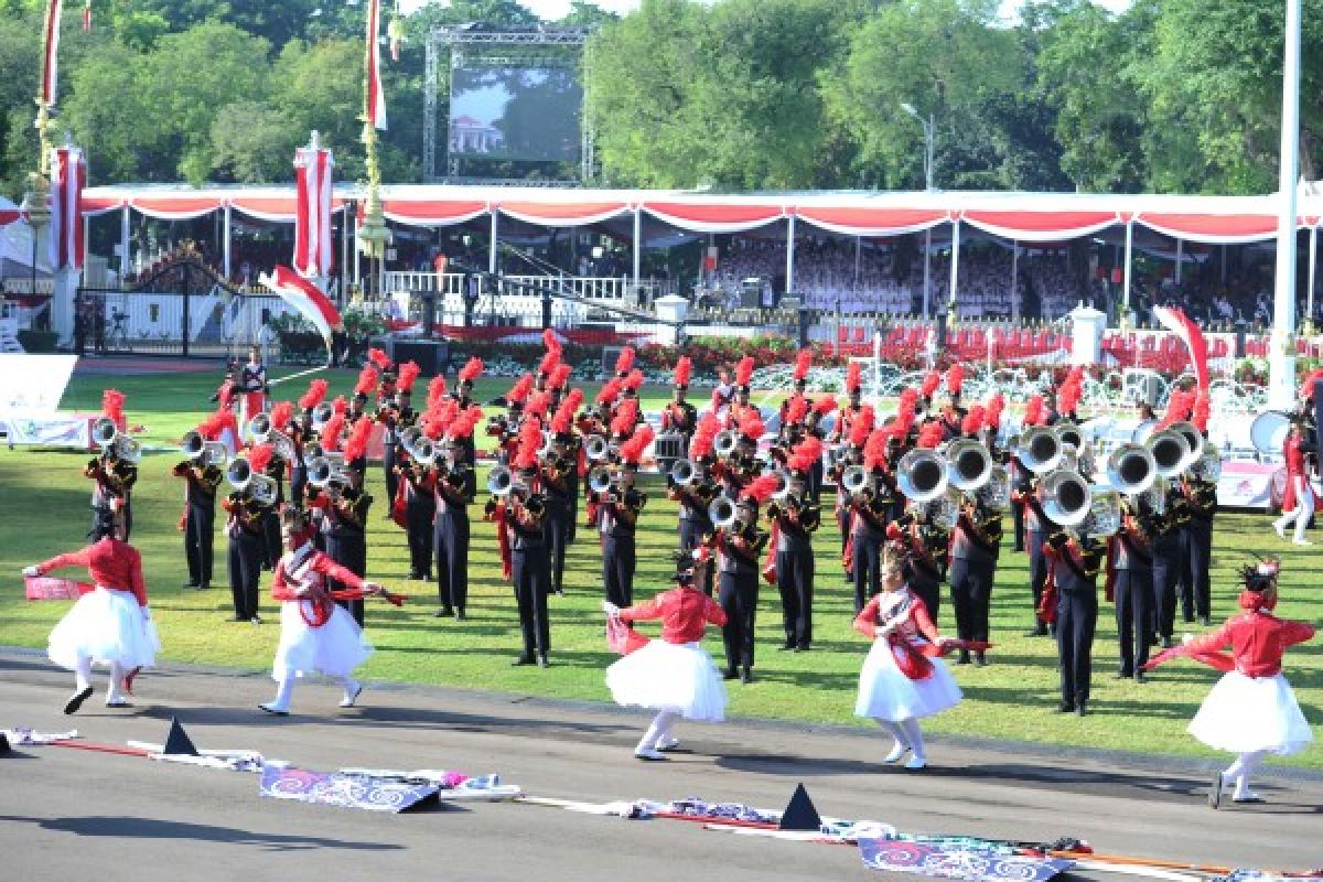 MBSI Pembuka Parade Seni-Budaya HUT ke-71 Kemerdekaan RI Di Istana Negara 