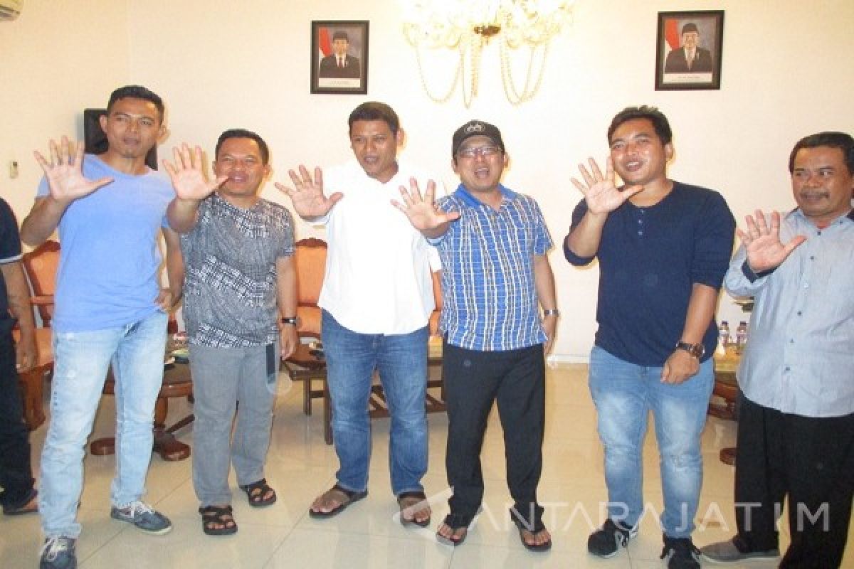 Grup Band Wali Hibur Warga Kediri    