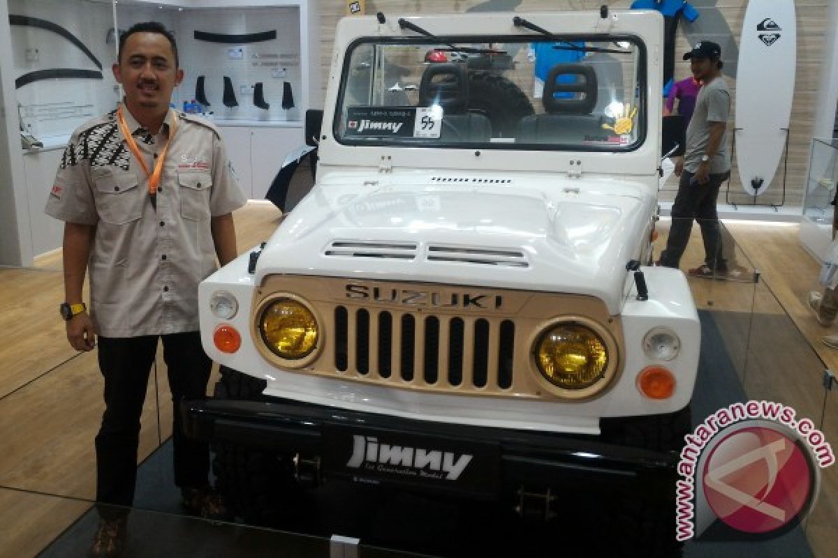 Jimny LJ-80Q Canvas ini dari mahar pernikahan jadi pajangan Suzuki