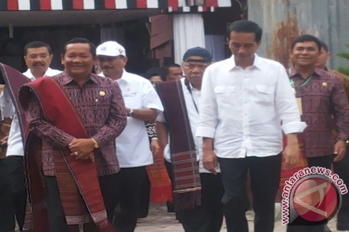 Presiden Joko Widodo Berkunjung Ke samosir