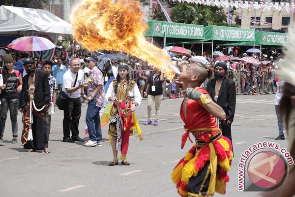 Perayaan Festival Kadayawan di Davao