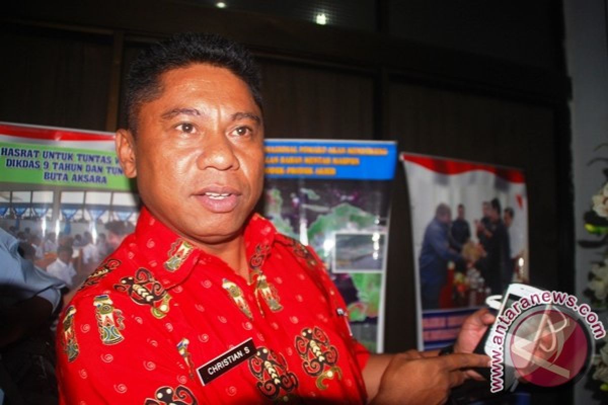 Sekda Lanny Jaya dorong pengelola puskesmas rekrut operator komputer