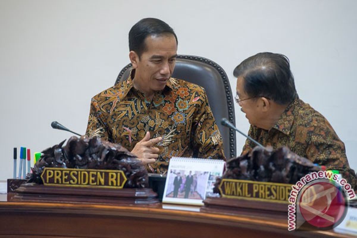 Jokowi perintahkan izin investasi disatukan di BKPM