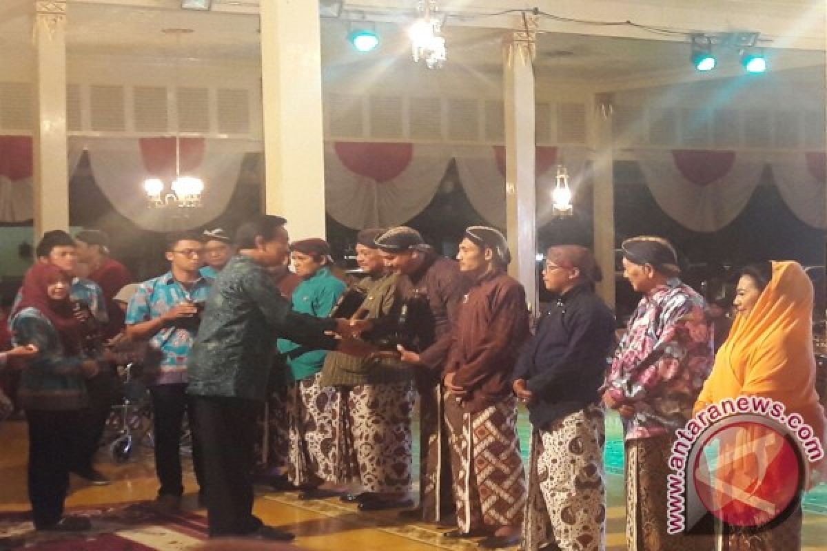 Pemda DIY anugerahi penghargaan 15 pegiat dan pelestari budaya 