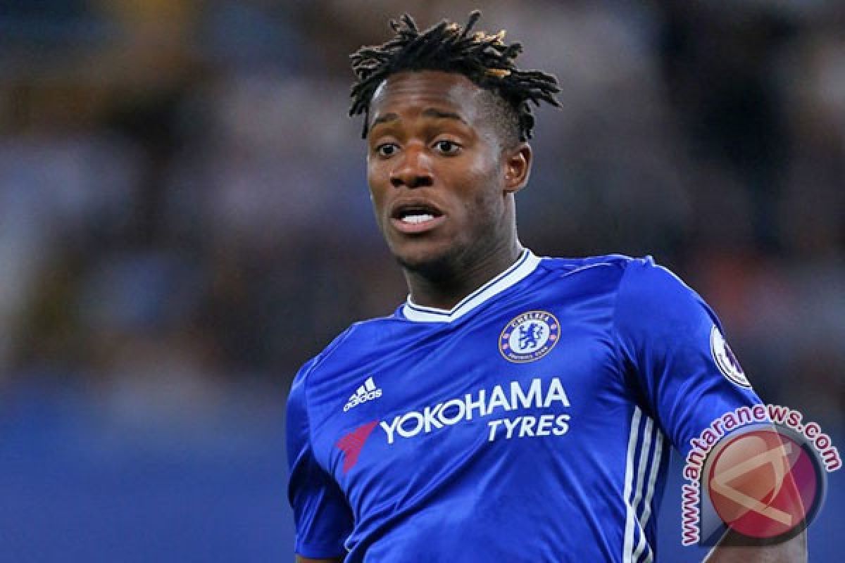 Chelsea tidak akan melepas Batshuayi walaupun jarang dimainkan