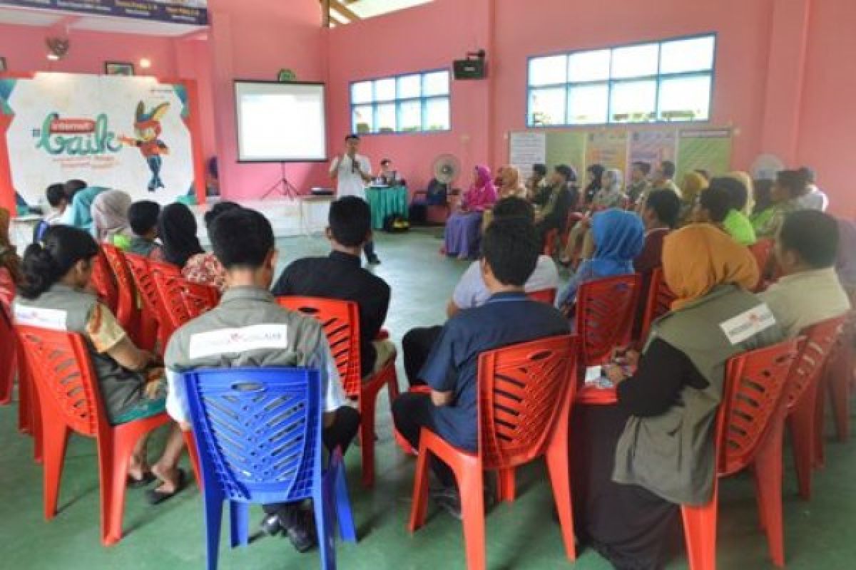 Telkomsel Edukasi Pemanfaatan Internet bagi Masyarakat Perbatasan