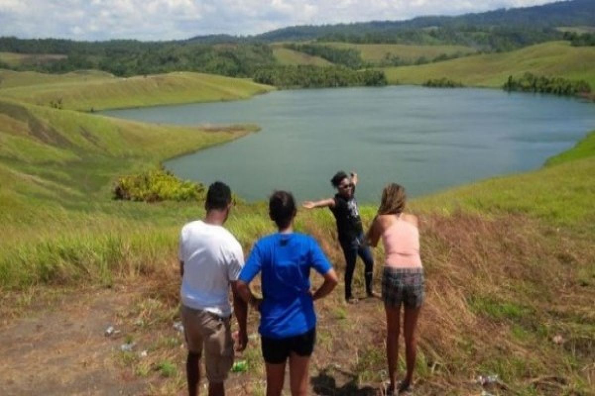 Insiden Putali akibat perebutan pengelolaan "Danau Love"