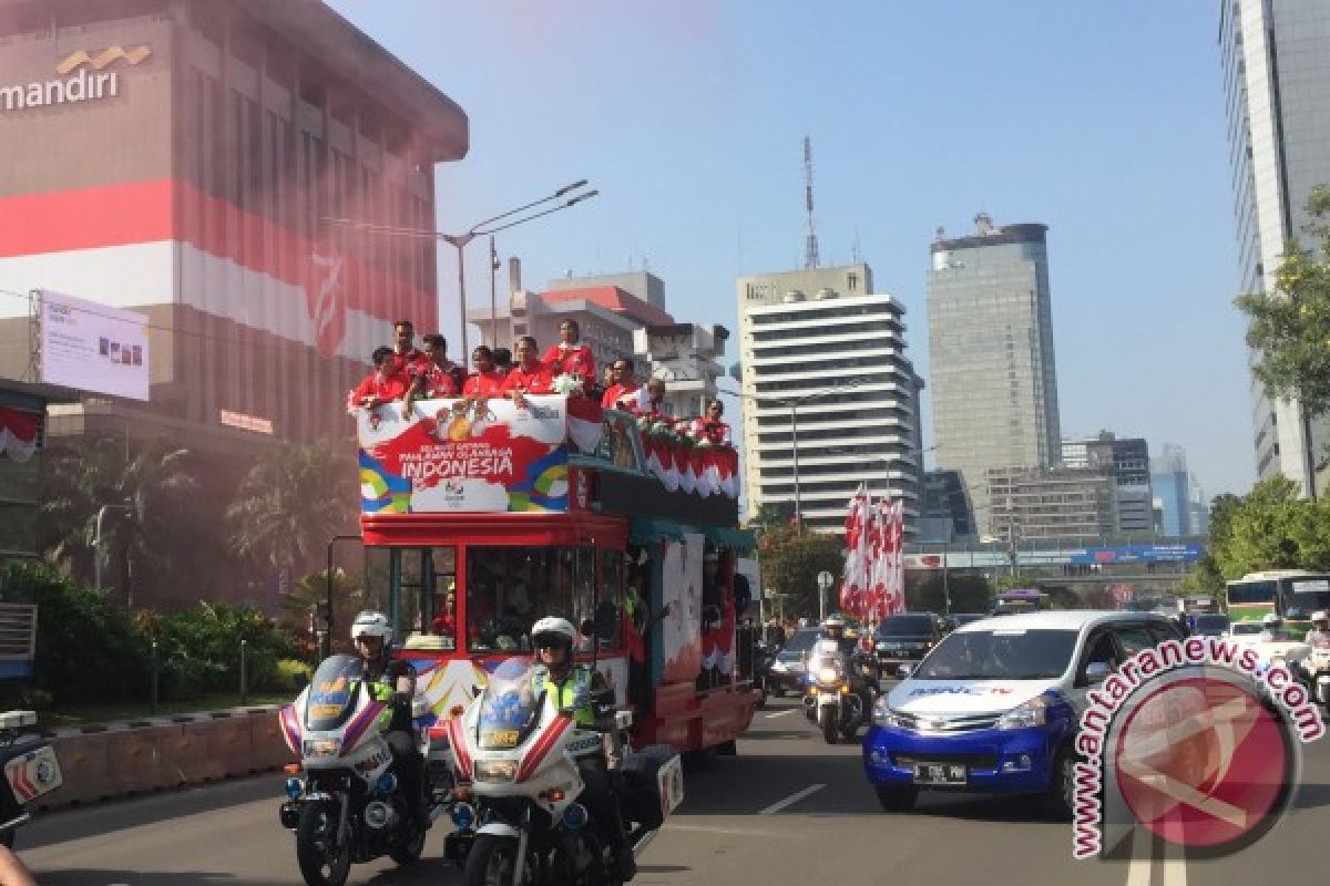 Moge kawal arak-arakan peraih medali Olimpiade 2016