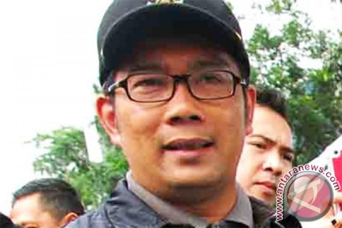 Ridwan Kamil tegaskan pembangkit listrik "sampah" tunggu harga PLN