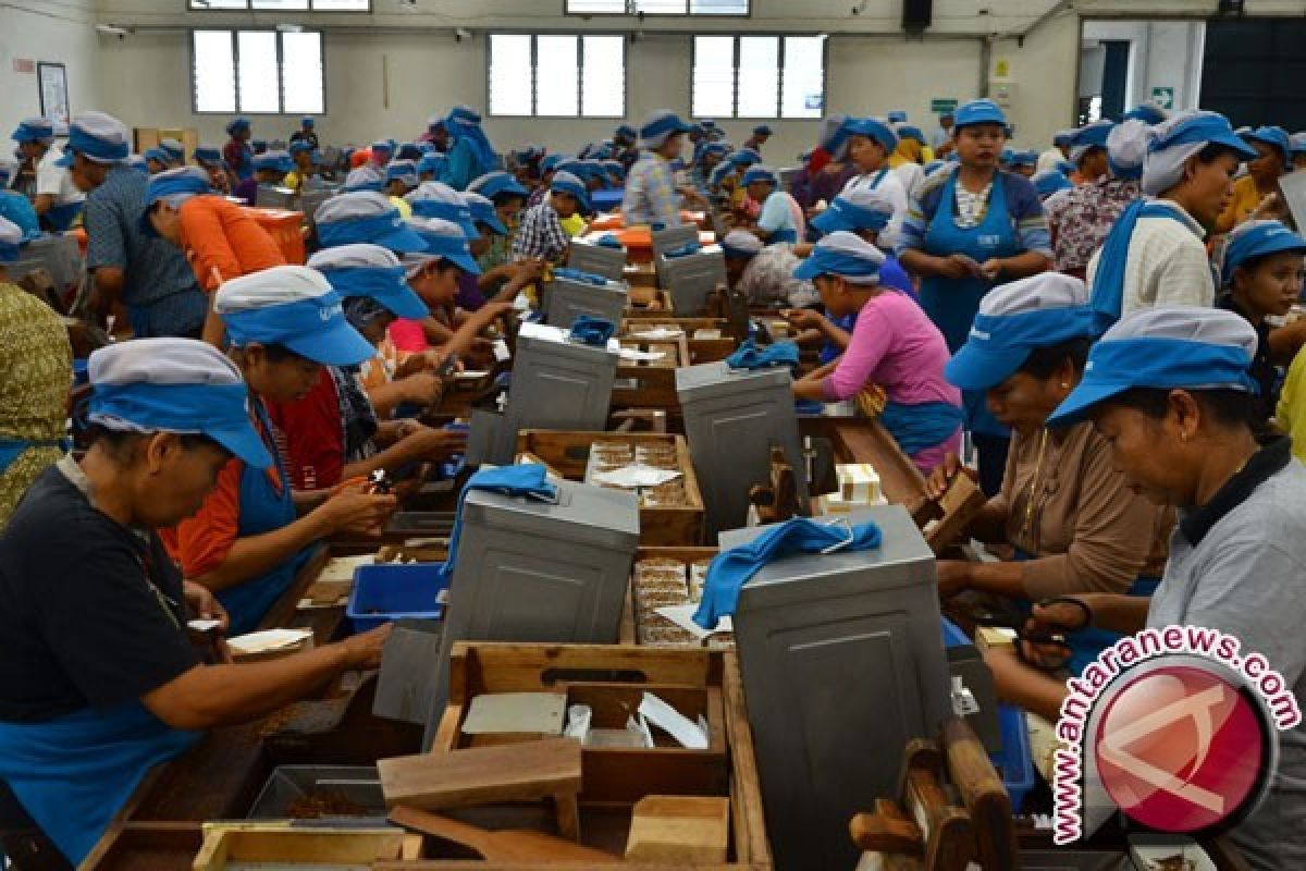 Tahapan Simplifikasi Cukai Rokok Telah Dilalui