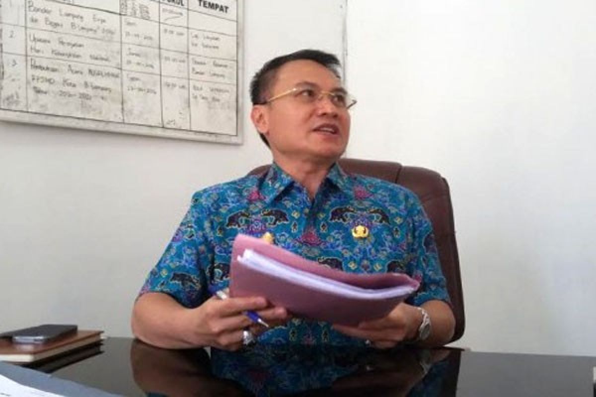 Pemkot Bandarlampung minta warga segera buat E-KTP  