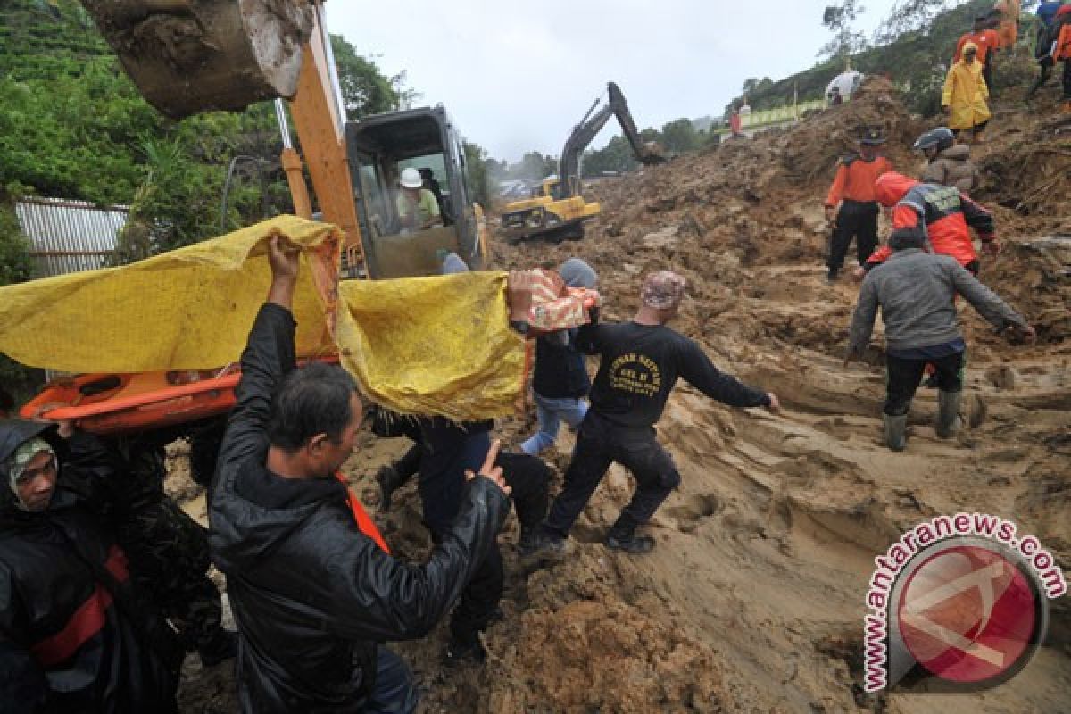 Longsor landa Sesean Toraja