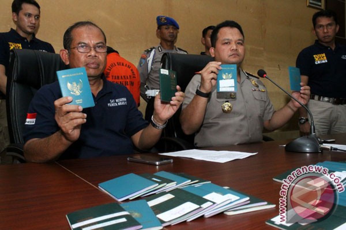 Bareskrim selidiki ribuan pemohon paspor fiktif