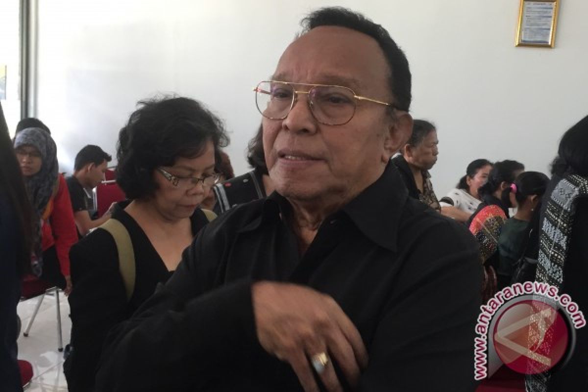 Eddy Silitonga dalam kenangan Bob Tutupoli 