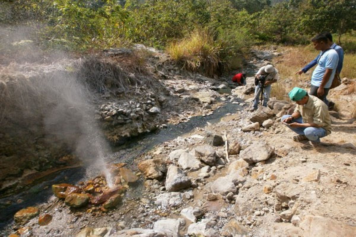 Panas Bumi Energi Baru Penopang Listrik Lampung 