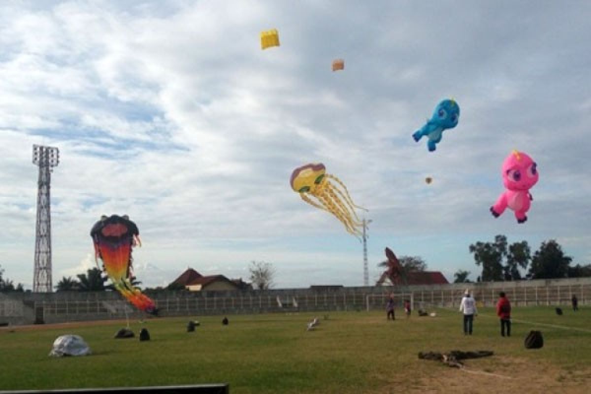 Festival layang-layang di Bandarlampung  