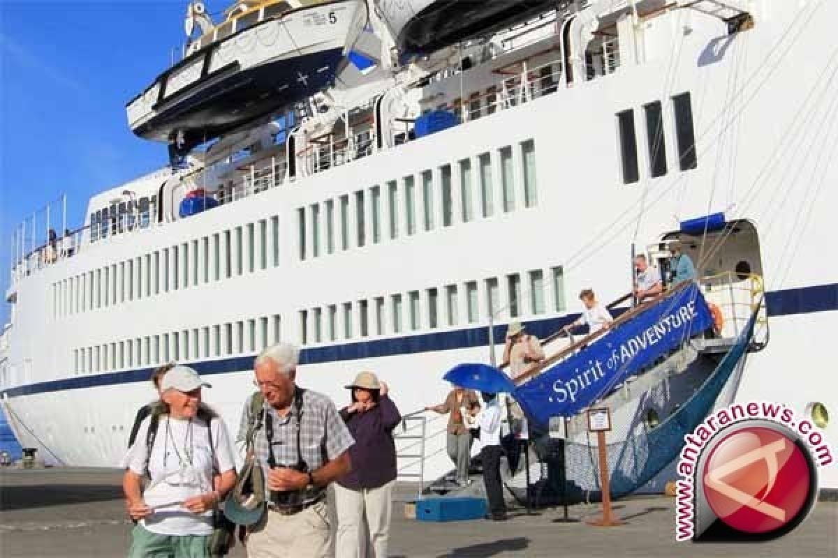 Pelindo Komitmen Majukan Wisata Kapal Pesiar Lombok 