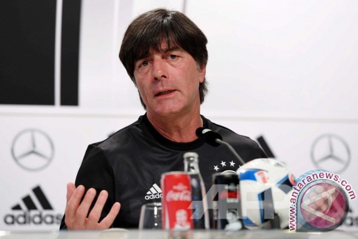 Joachim Loew pimpin Jerman hingga Piala Dunia 2022