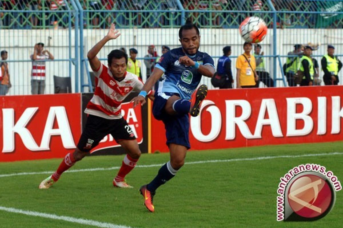 Madura United Waspadai Permainan Menyerang Barito Putra