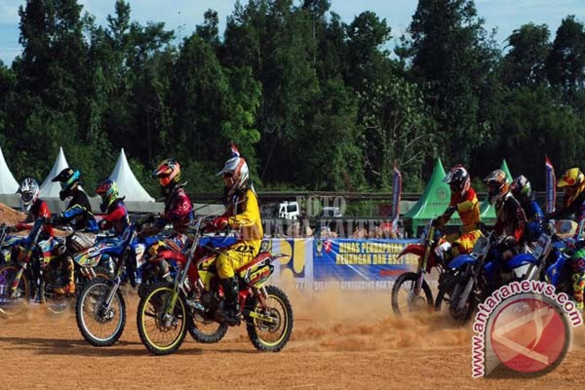 Kejuaraan Grasstrack Seri IV