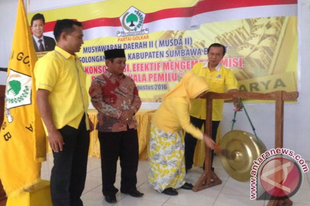 Syaefullah Kembali Pimpin Golkar Sumbawa Barat