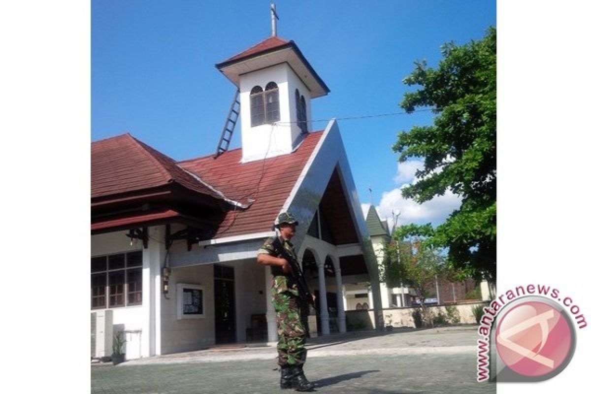 Minggu Istimewa, Umat Kristiani dan Islam Saling Ucap Selamat Usai ibadah